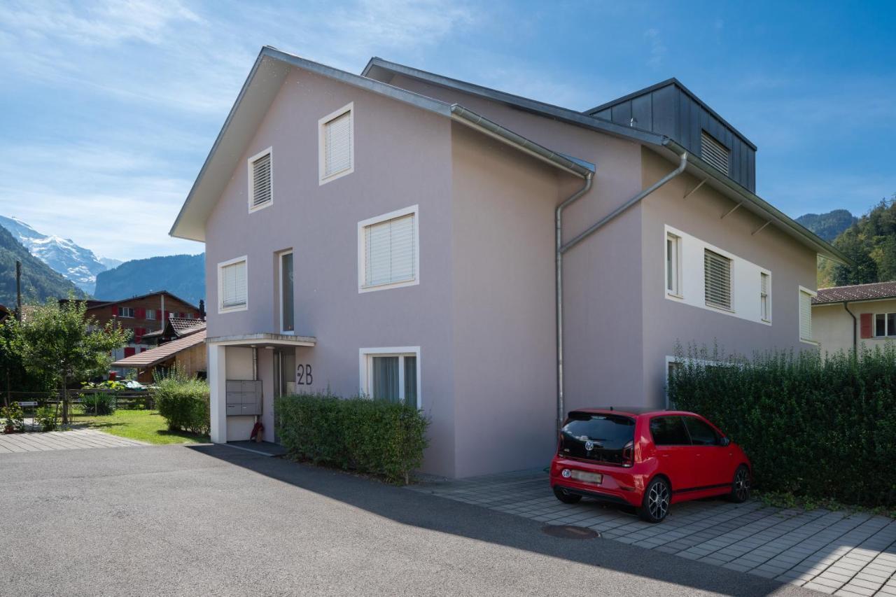 Schoene Parterrewohnung In Matten Matten bei Interlaken Bagian luar foto